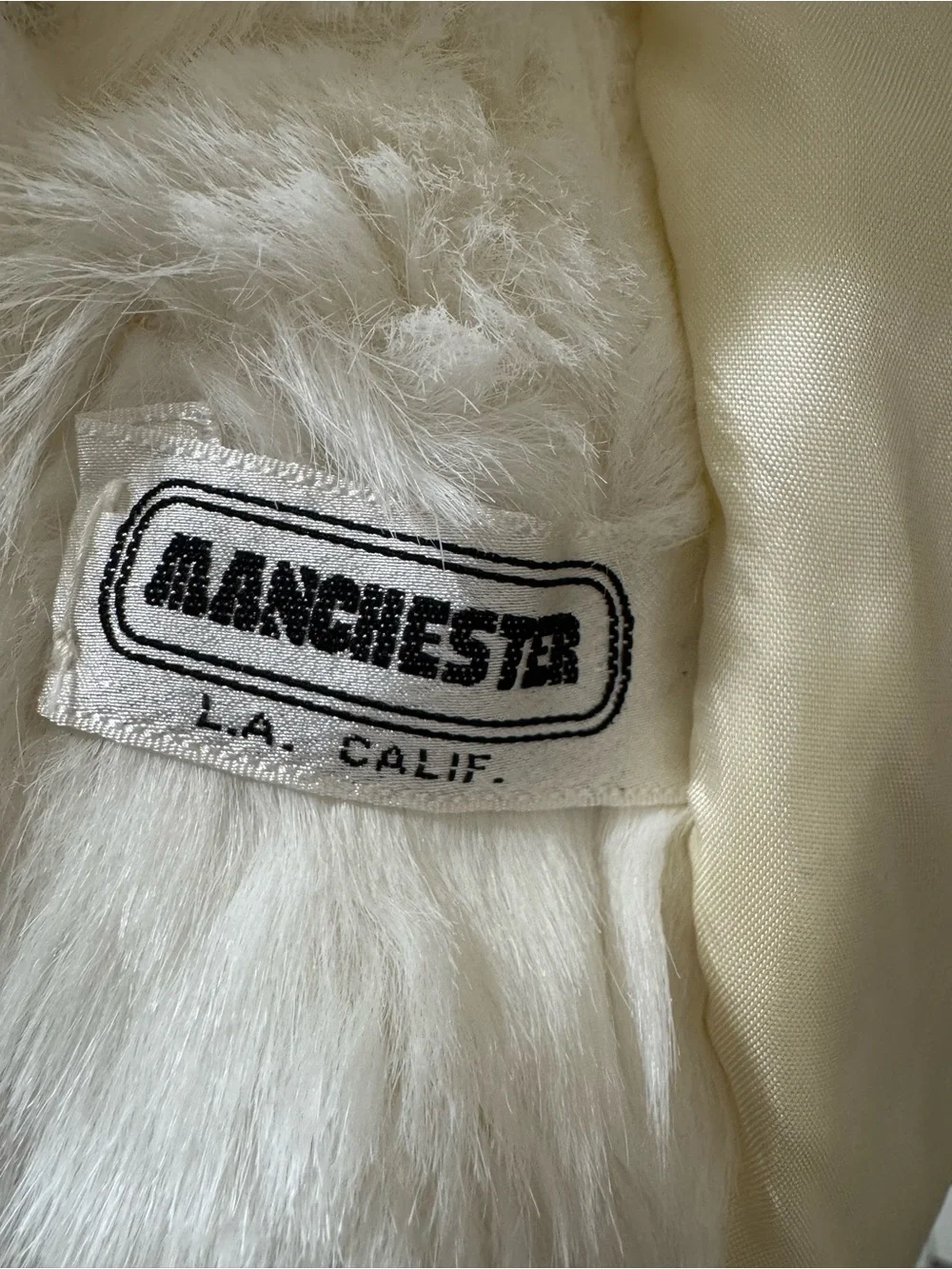 Vintage Manchester L.A. Calif fur coat Plush White Faux Fur